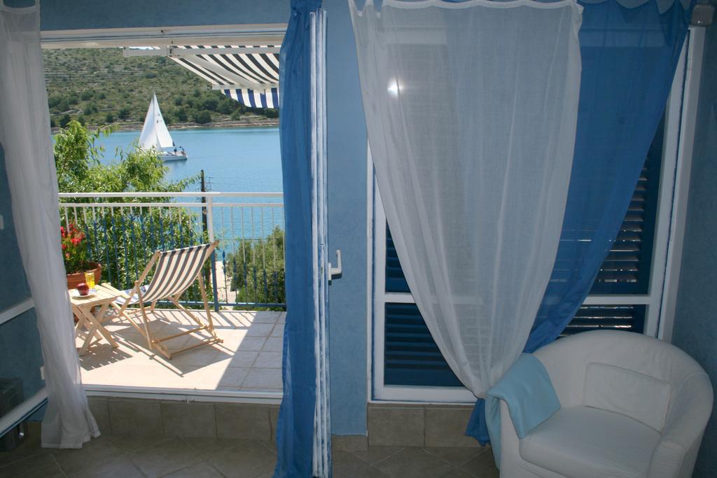 Apartments Mediterraneo Kaprije Exteriér fotografie